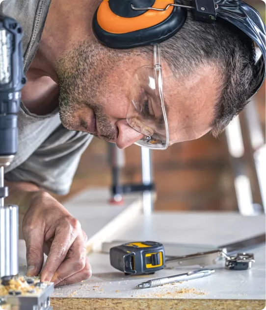 <p><em>Expert</em> Stair Contractor & Railing <br />Installation <em>in NYC & Long Island.</em></p>
